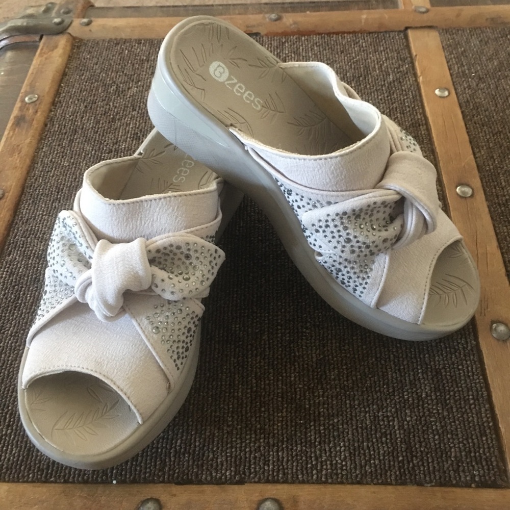 BZees Slip-on Sandal